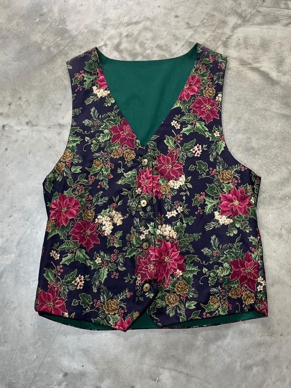 Vintage Large V-Neck Christmas Poinsettia Button Down Vest